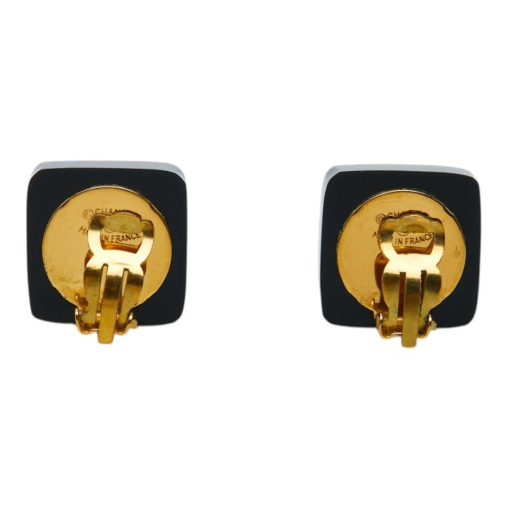 CHANEL Vintage Black Logo Earrings - Picture 3 of 5